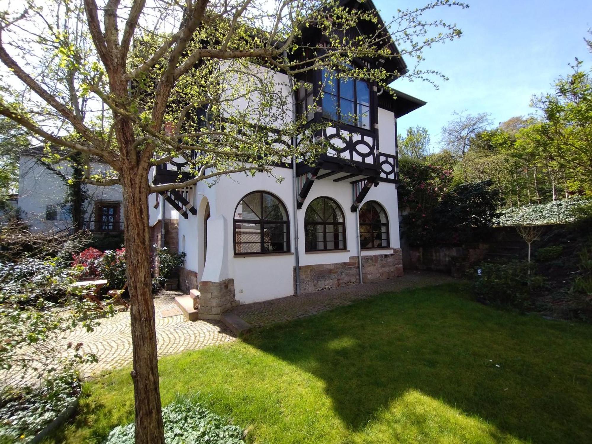Historisches Haus Am Triller Villa Saarbrücken Eksteriør billede
